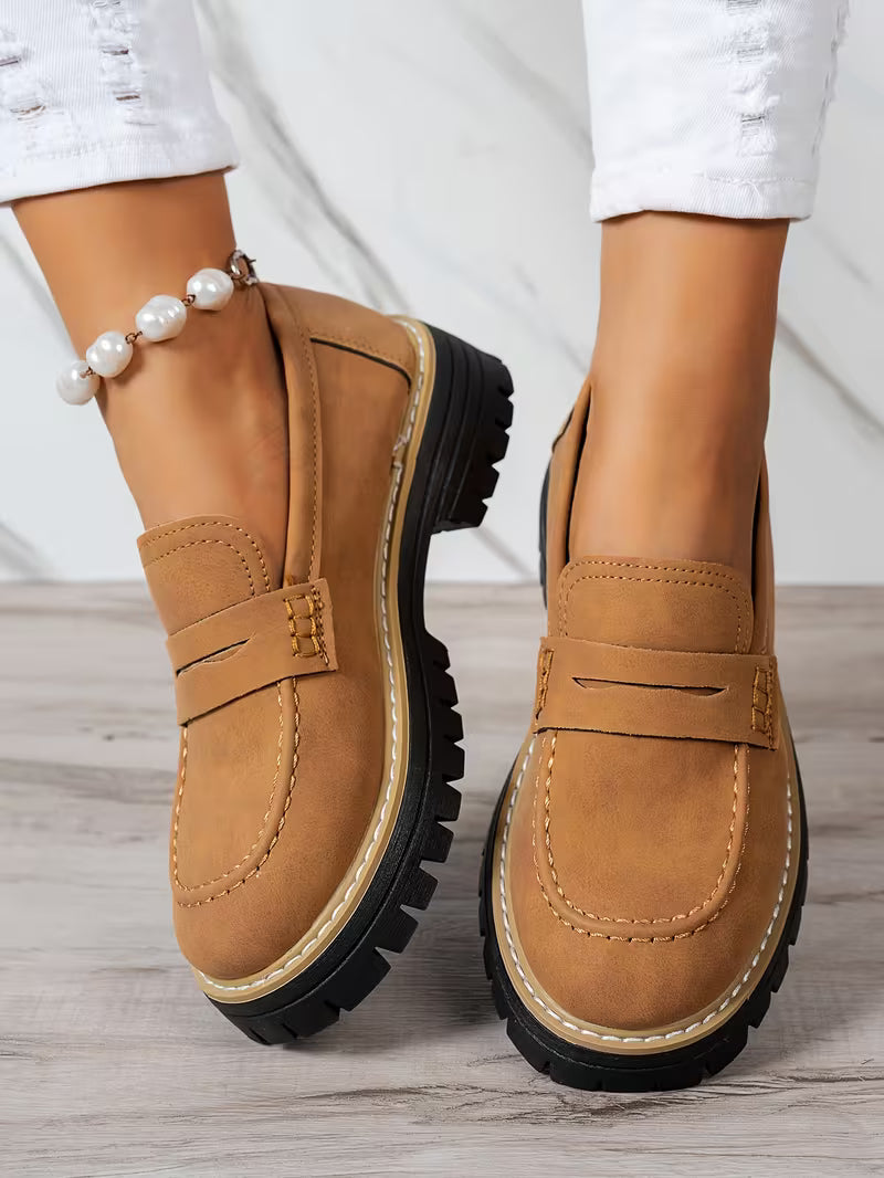 ComfortStep™ Women’s Supportive Vintage Loafers – Premium Comfort & Lightweight Walking