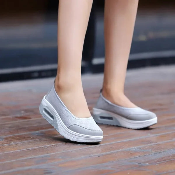 🌸🎉 Trendy Must-Have! Only a Few Left! ✨🥿💫Women's Daily Comfortable Breathable Shockproof Arch Support Orthopedic Slip-on Sneakers