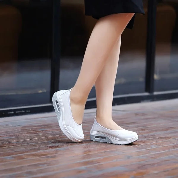 🌸🎉 Trendy Must-Have! Only a Few Left! ✨🥿💫Women's Daily Comfortable Breathable Shockproof Arch Support Orthopedic Slip-on Sneakers