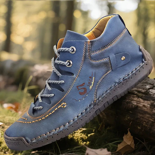 WalkEase™ Men’s Handmade Non-Slip Leather Sneakers – All-Day Comfort