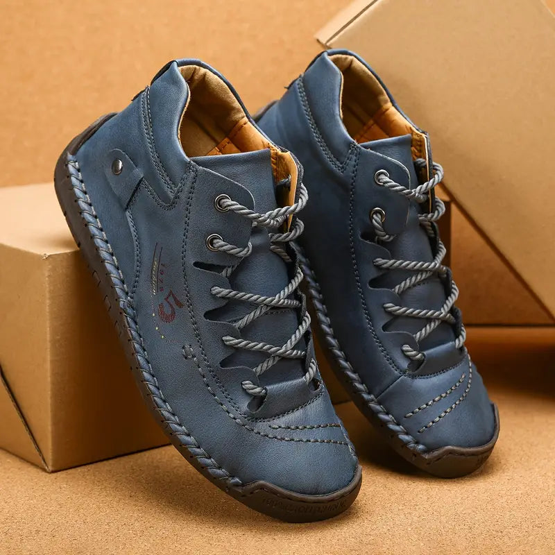 WalkEase™ Men’s Handmade Non-Slip Leather Sneakers – All-Day Comfort